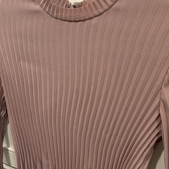 REISS Accordion blouse, size S or 4 - Picture 2 of 9